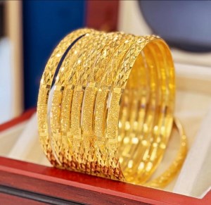 النگو-نقره-سفارشی-شش-میل-دامله-طرح-ضربدری النگو-نقره-سفارشی-شش-میل-دامله-طرح-ضربدری